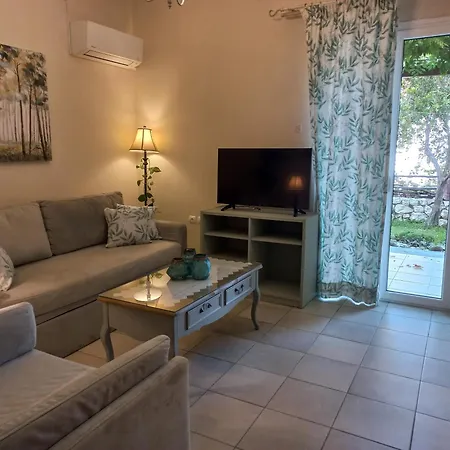 아파트 Rania-apartments 2 아르고스톨리온